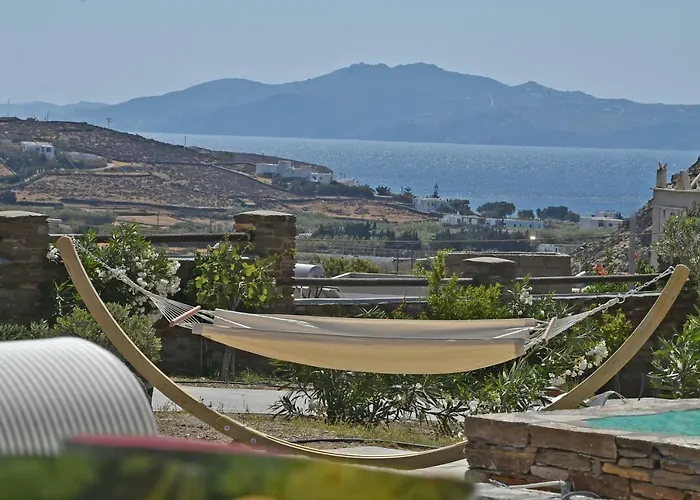 Tinos Blend Suites